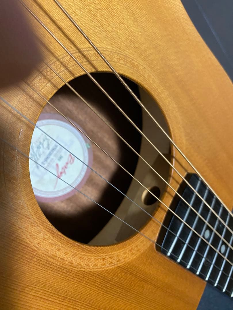 アコースティックギター　Taylor