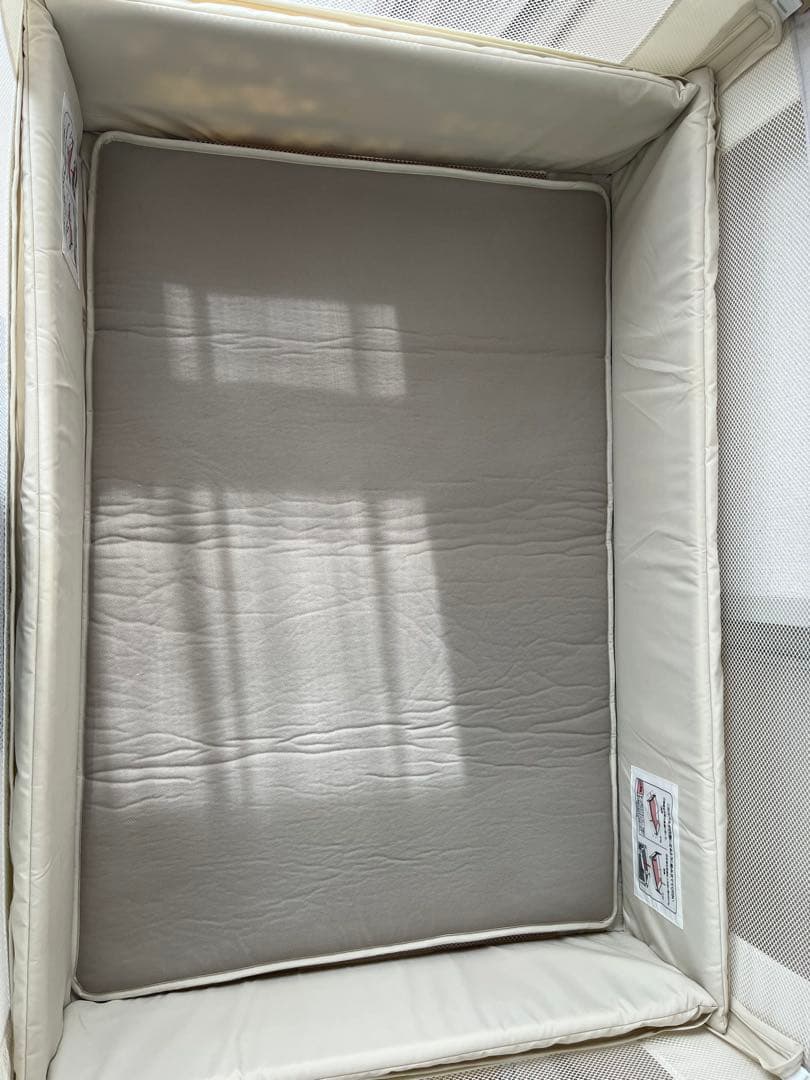 アップリカ ココネルエアー プラス ホワイトベージュ