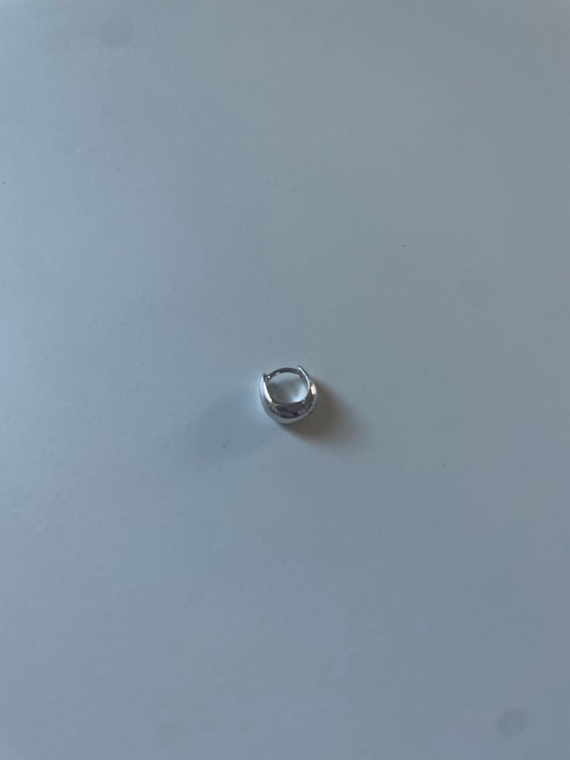 TOM WOOD 片耳ピアス