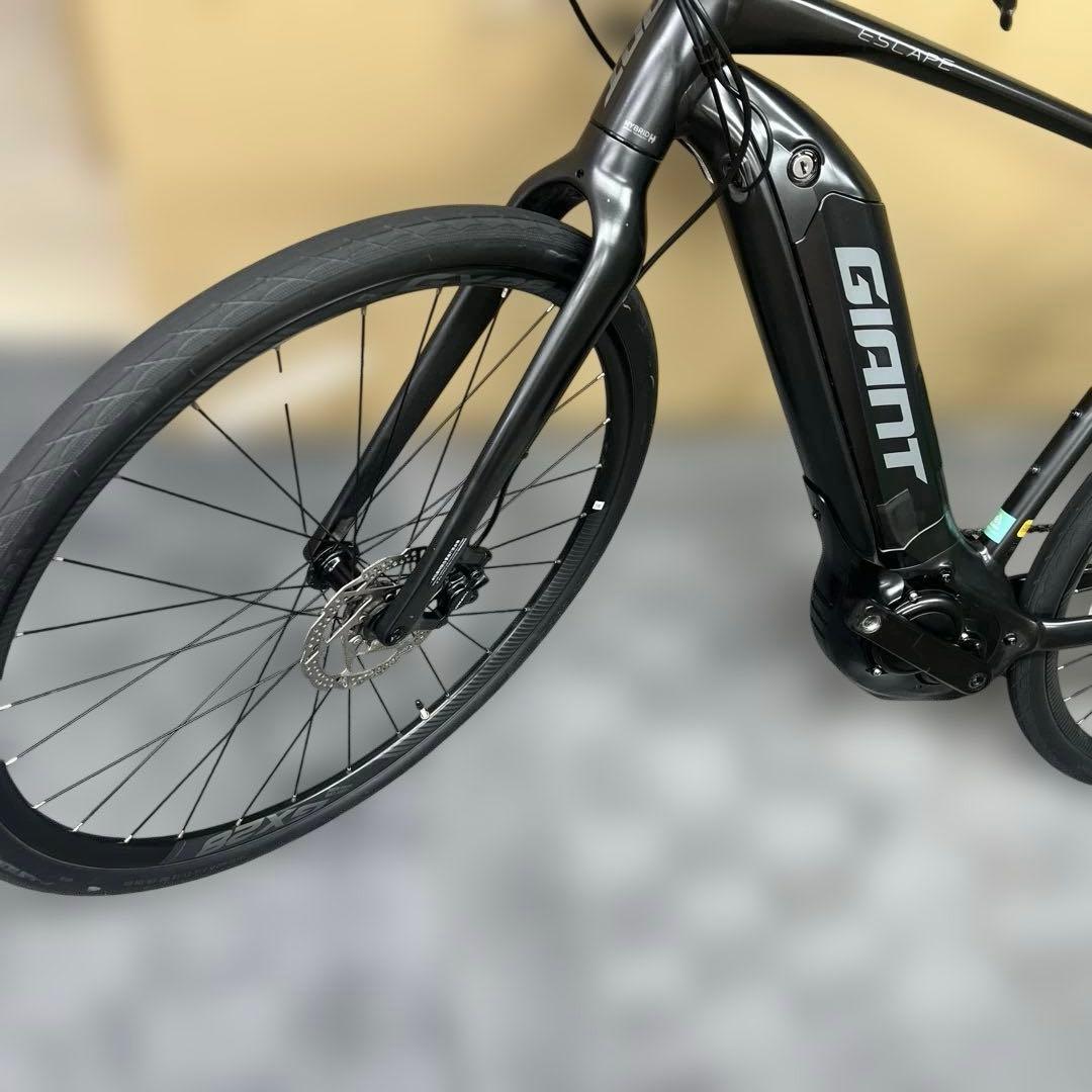 よ*ん様 ジャイアントESCAPE RX-E＋ 2023モデル　M 早い方に値下