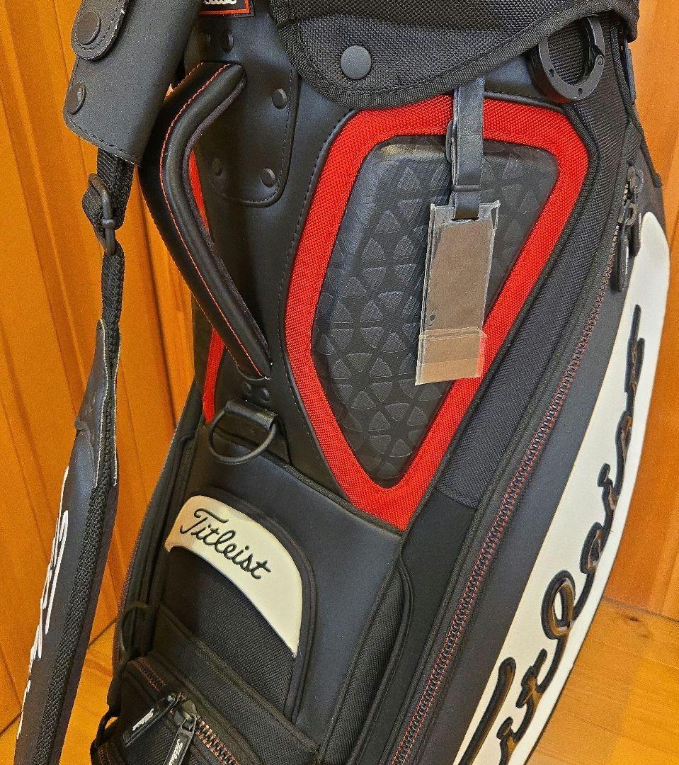 Titleist ゴルフバッグ・キャディバッグ タイトリスト黒/白/赤 プロ仕様