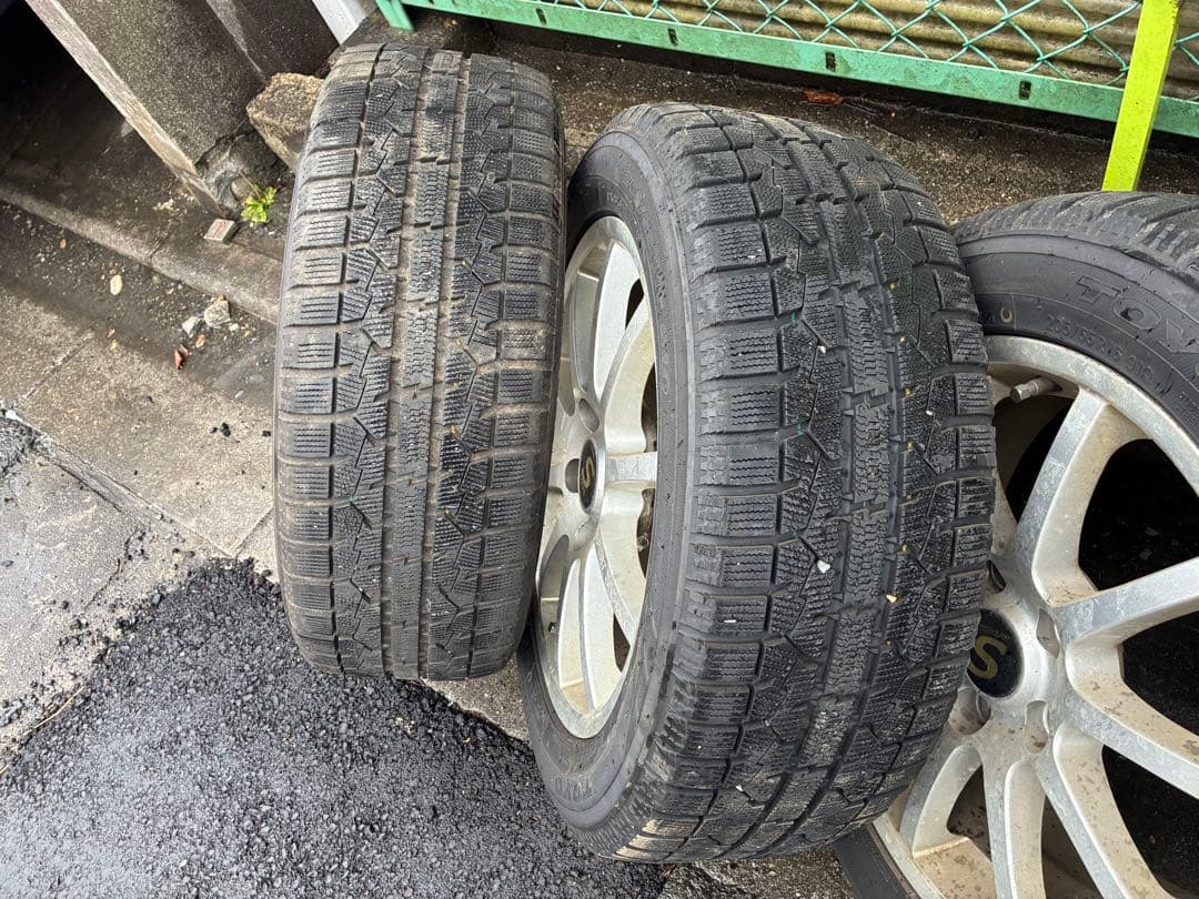 トーヨースタッドレス　GARIT GIZ 205/55R16 4本　7-8分山