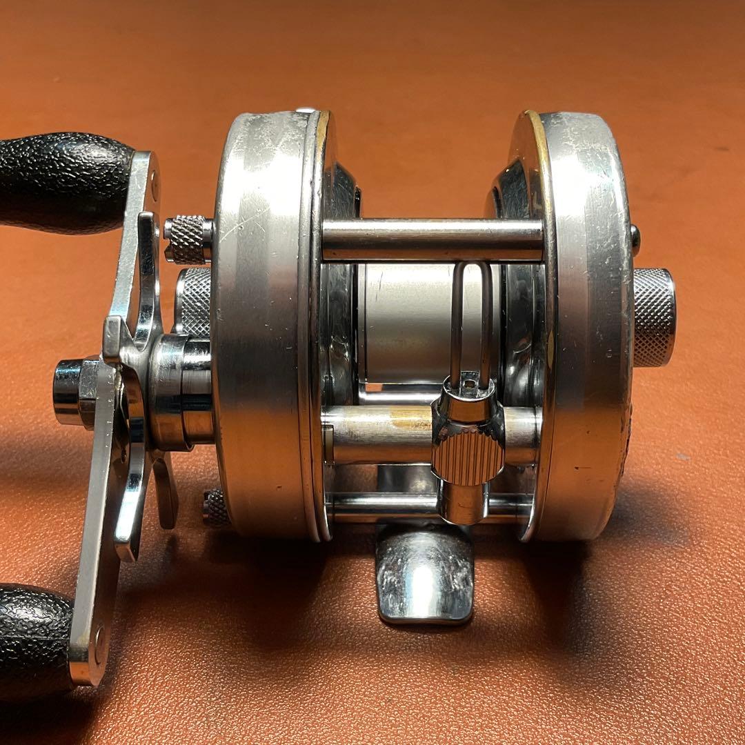 HEM03 ABU アンバサダー 4500C メンテ済 フレーム修正済