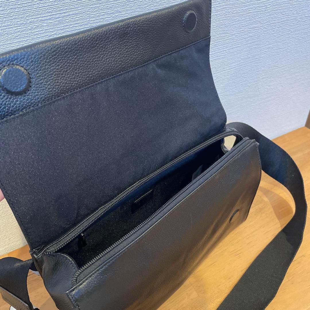 イアパピヨネ　ワイドテープ　ショルダーバッグ　ボディバッグ　ダルメシアン