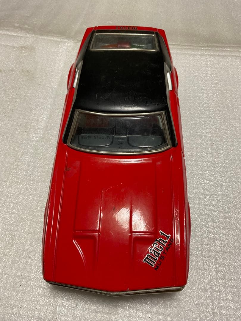 TAIYO／MUTANG・mach1。赤／黒ツートン。【電池を入れても無作動】。