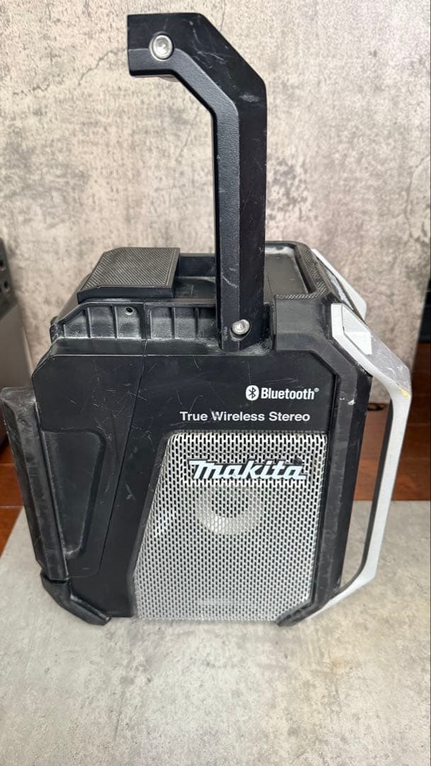 Makita Bluetooth ワイヤレスステレオラジオ　MR113