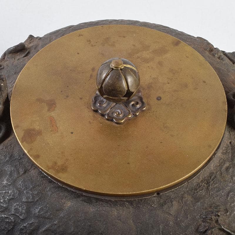 煎茶道具　日本亀文堂　黄銅蓋　山水文　鉄瓶　M　R9274