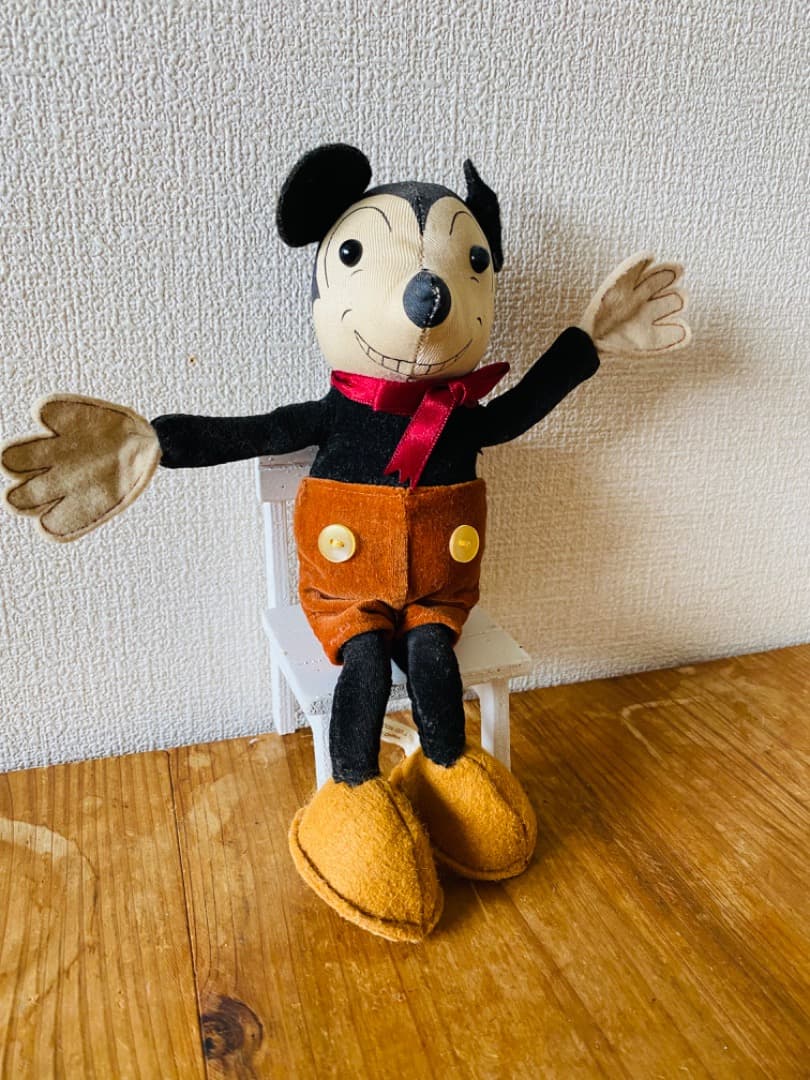 ミッキーマウス ぬいぐるみ