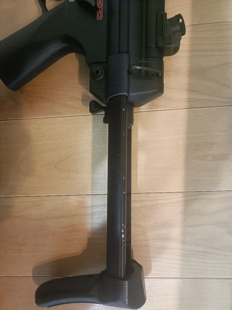 東京マルイH&K MP5A5 リポバッテリーと新品BB弾付き