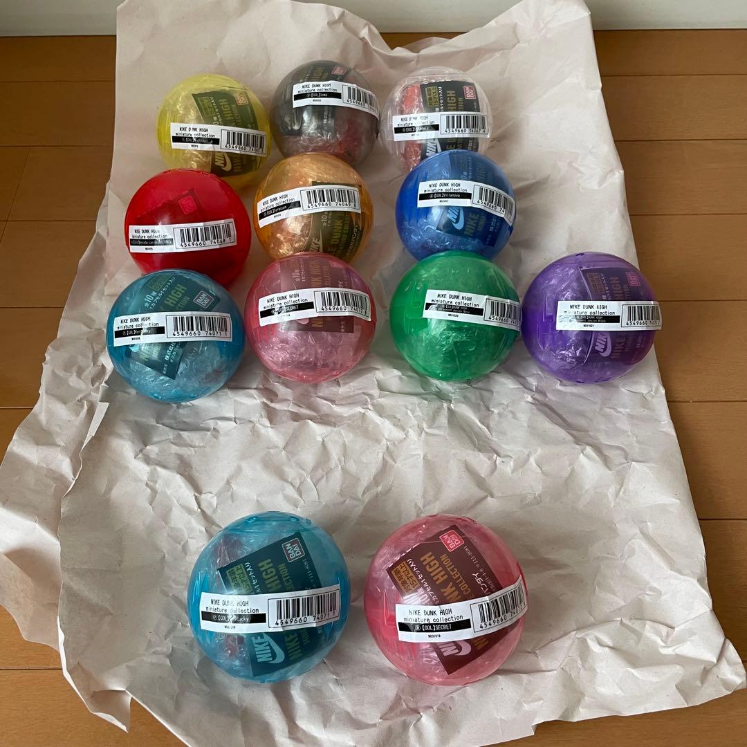 プレミアムバンダイNike Dunk High ミニチュアコレクション