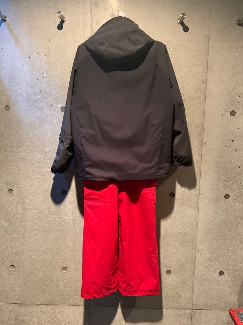 デサント　メンズスキーウェアSサイズ