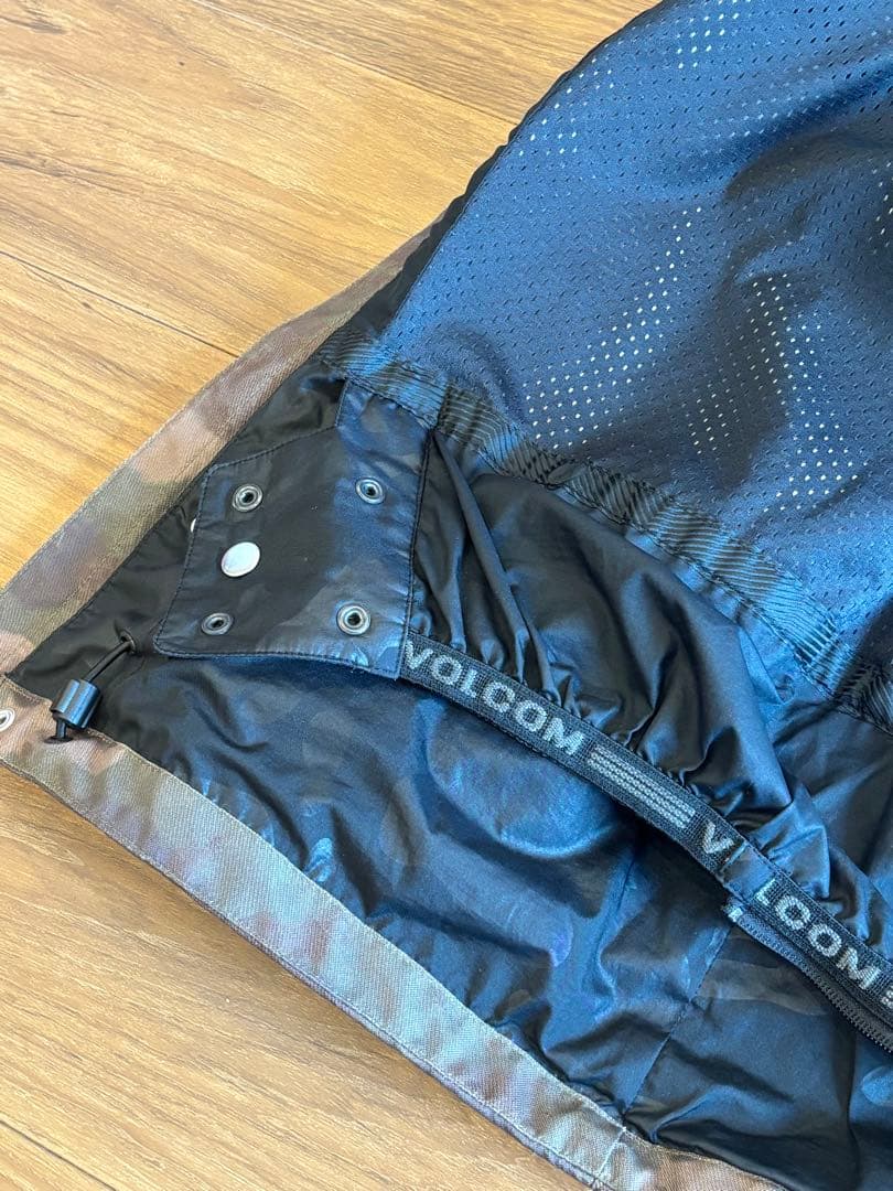 VOLCOM ボルコム スノボウェア 上下セット メンズM ZIPTECH 迷彩