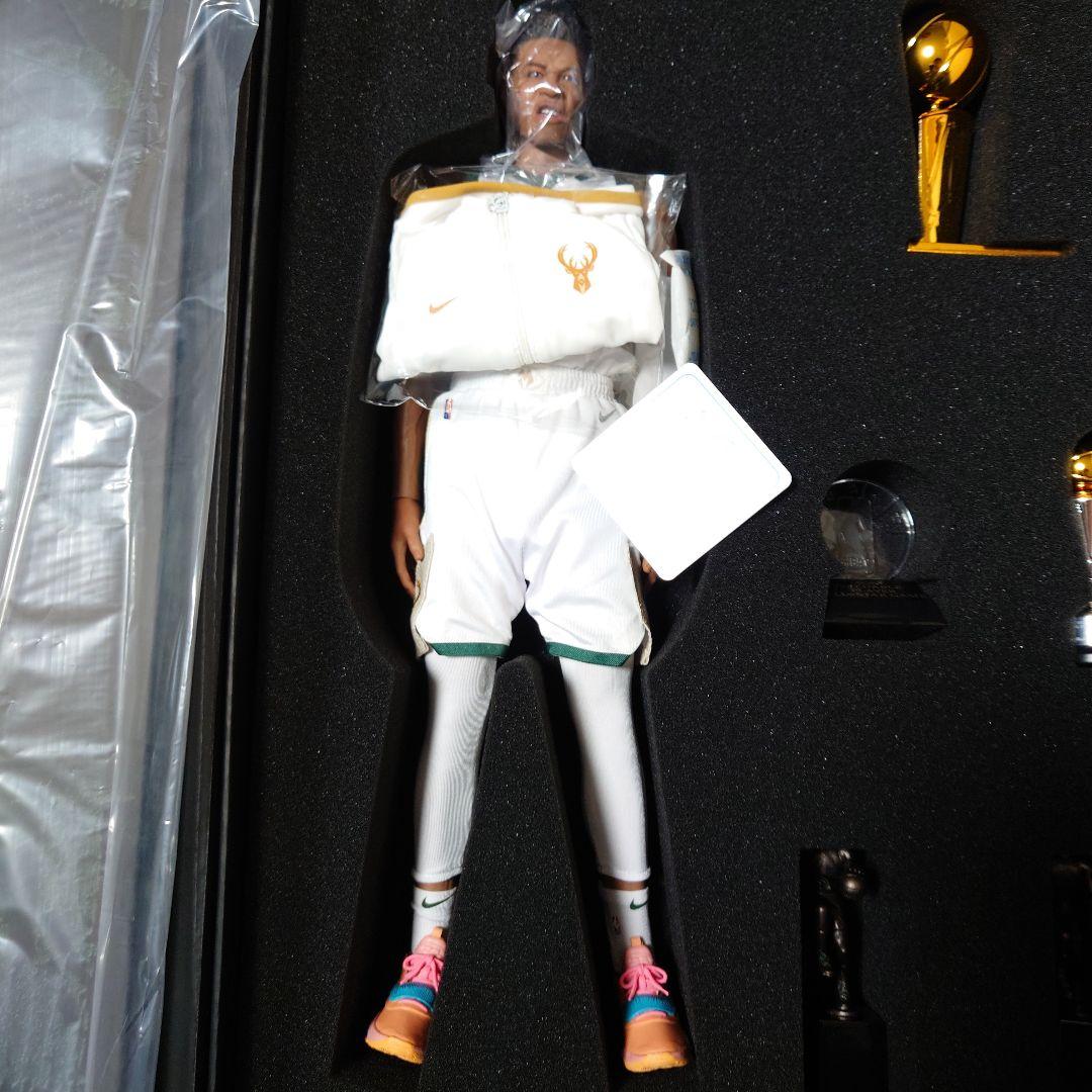 エンターベイ　1/6スケール　ヤニス・アデトクンボ