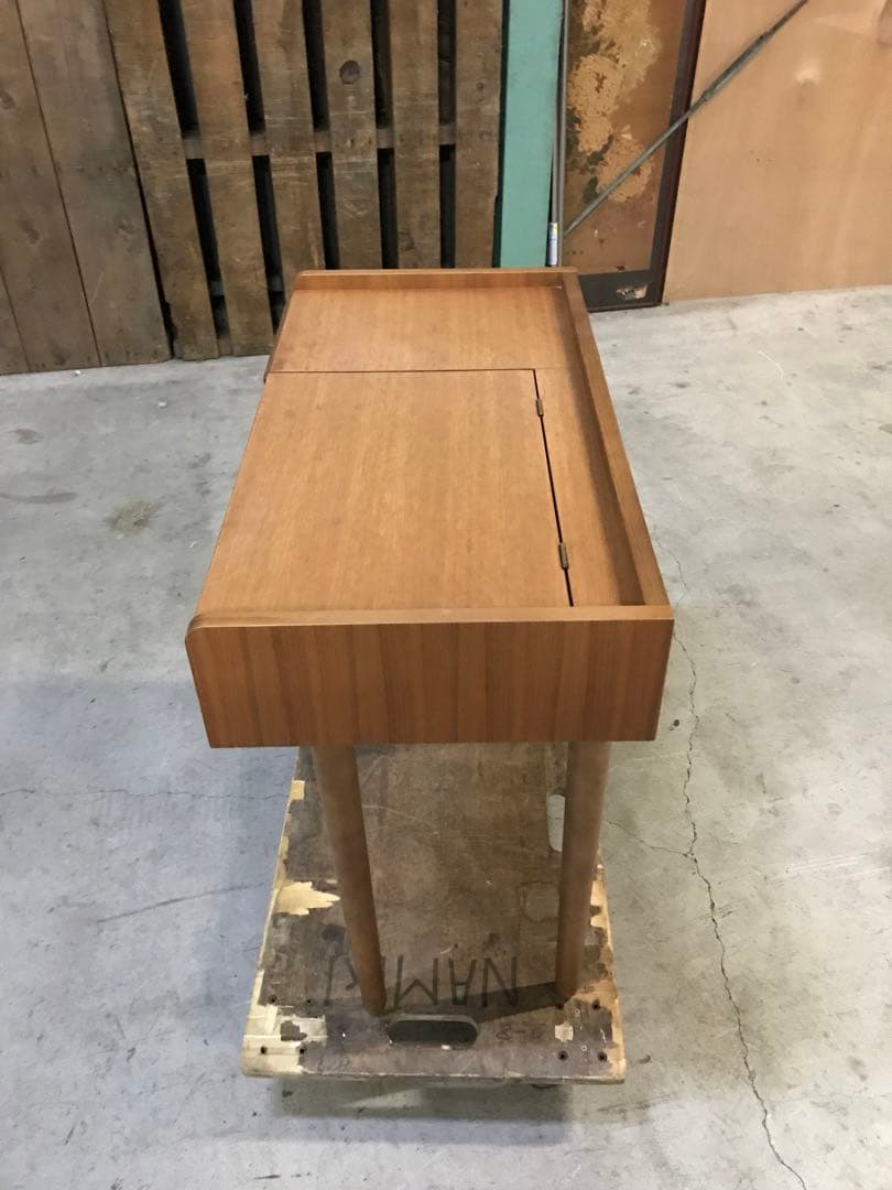 ウニコ unico アルベロ ドレッサー