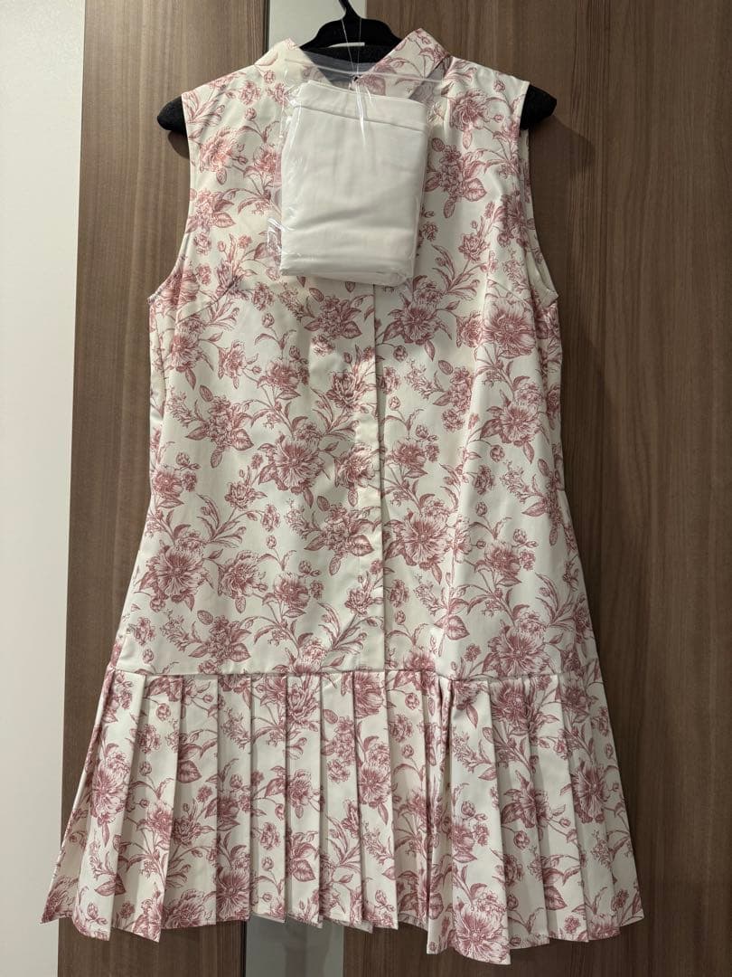 EIMY GOLF 花柄ワンピース