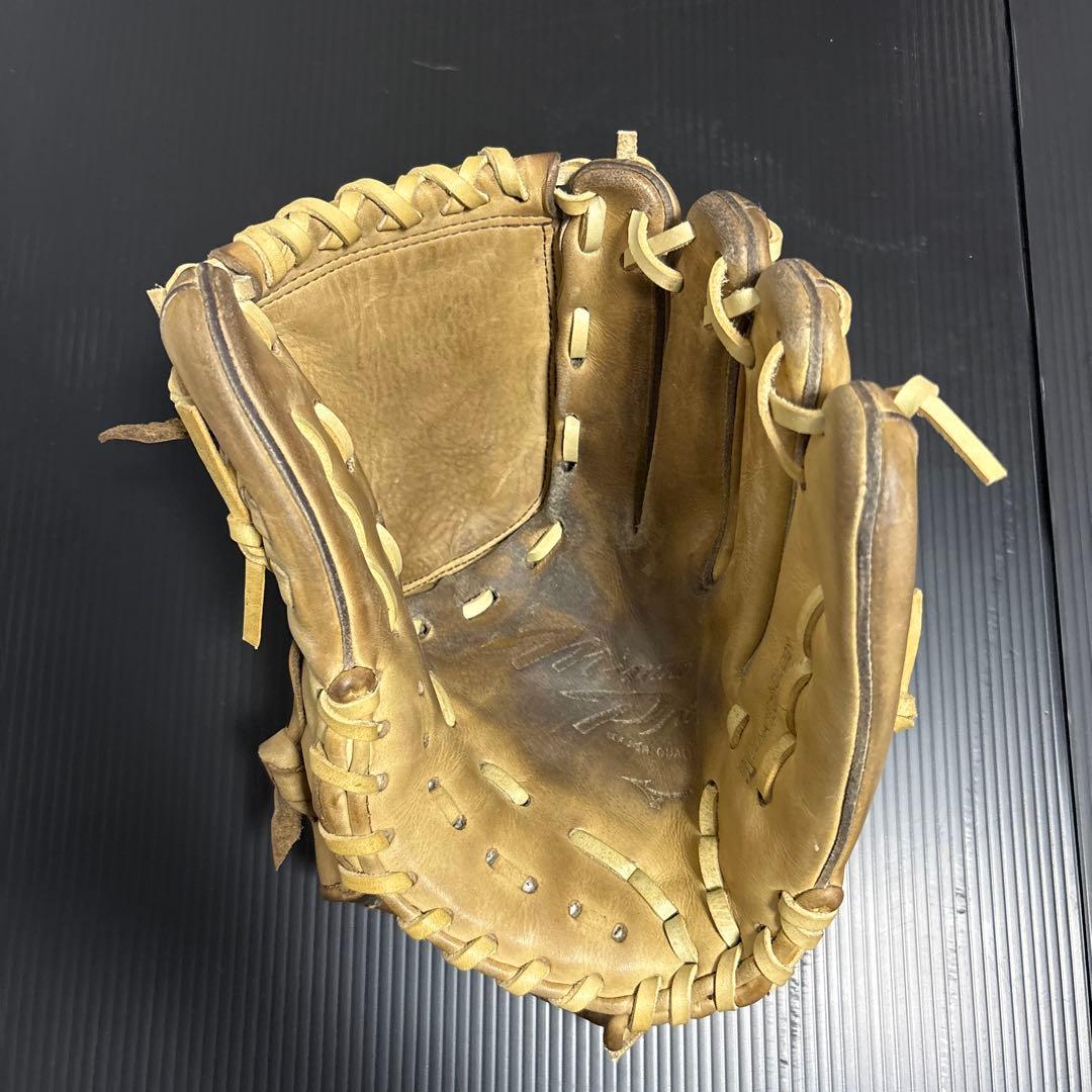 Mizuno Pro 硬式野球グローブ キャメル　右投げ投手用