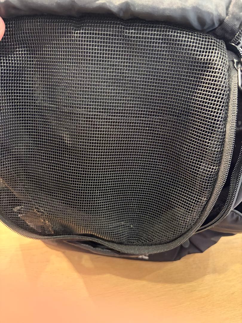 キャリーバッグ・スリング MANDARIN BROTHERS WINSTON HUG BAG