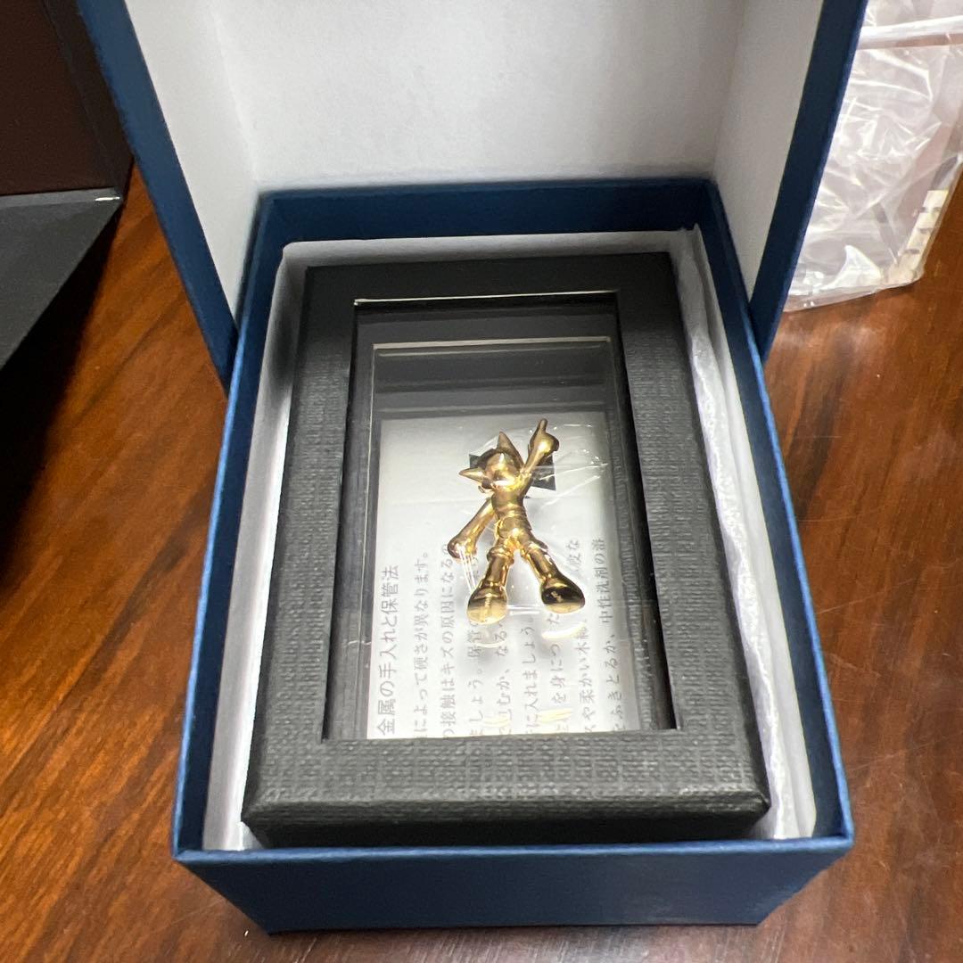 D*A様 鉄腕アトム７０周年記念純金フィギュア　限定商品