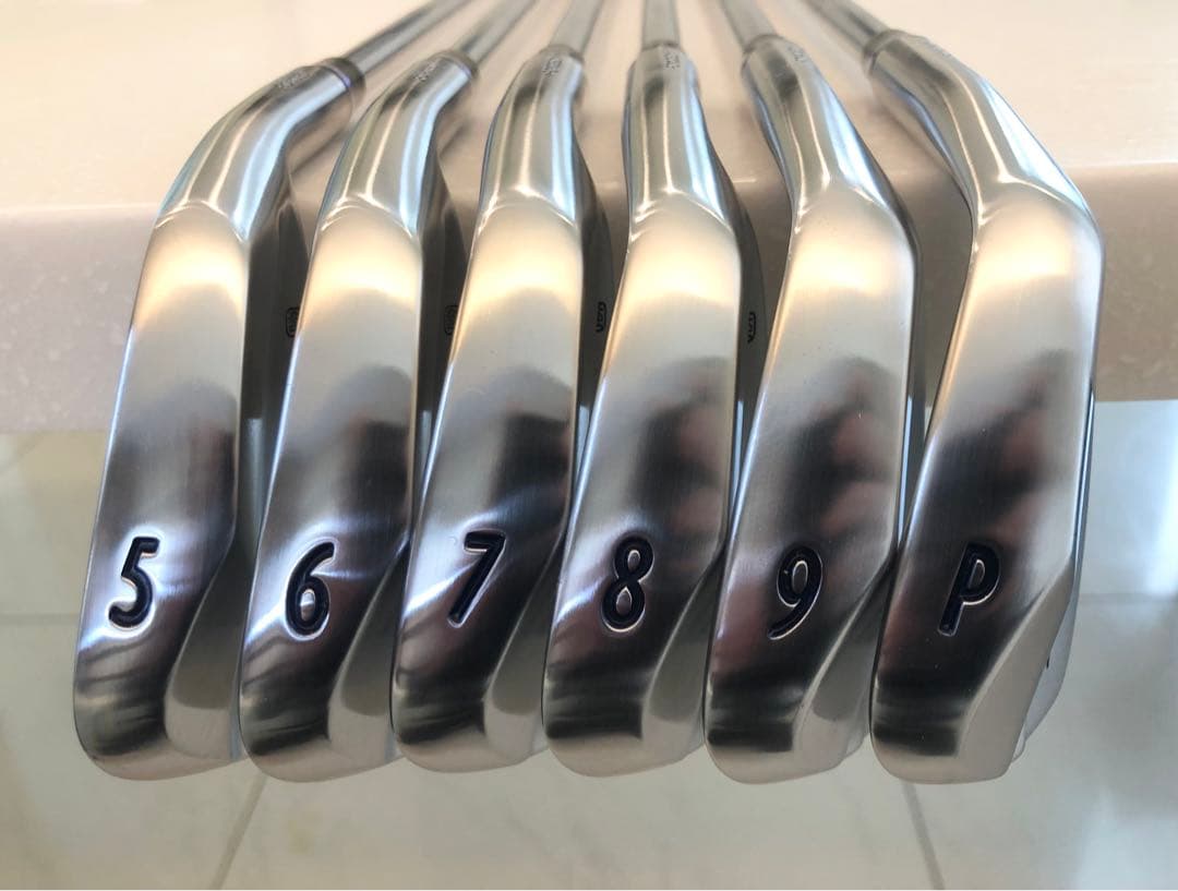 新品同様！三浦技研　KM-700 5番〜PW 6本セット　モーダス115