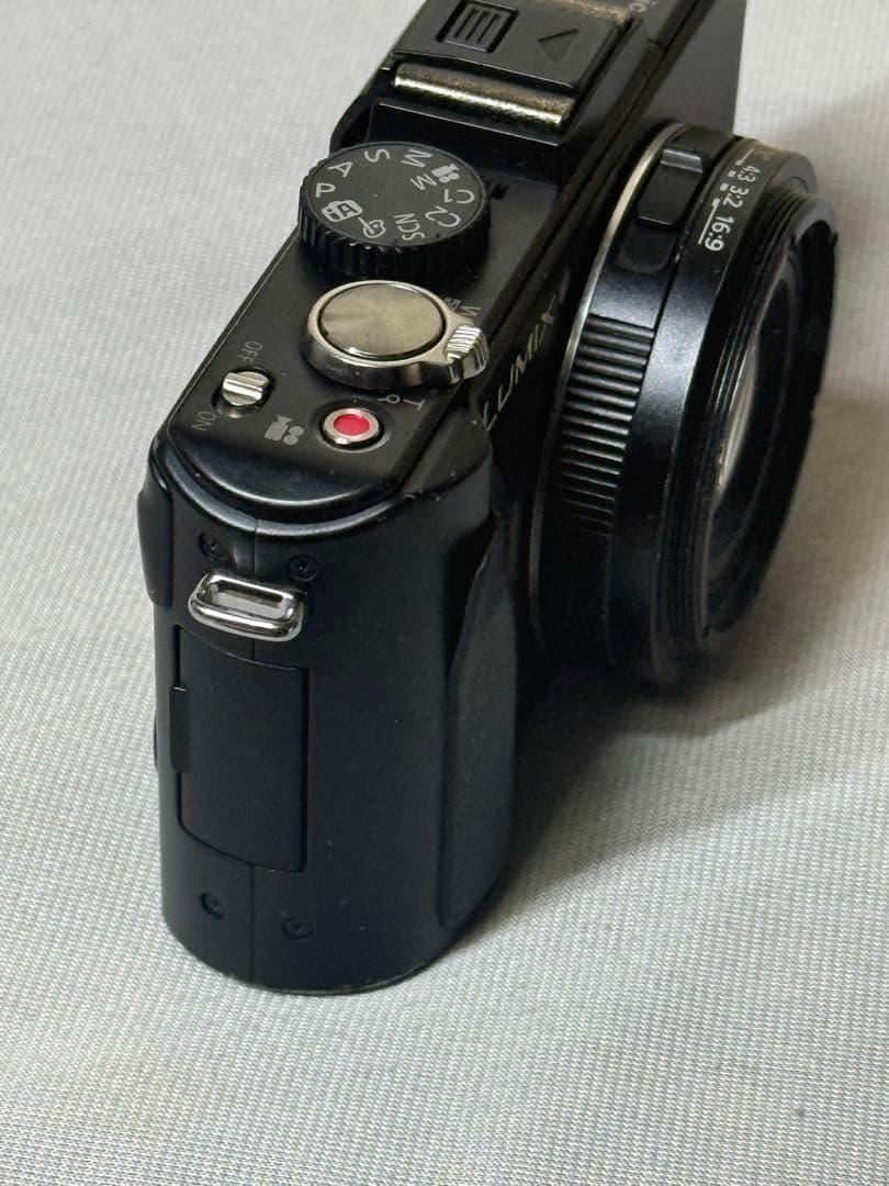 デジタルカメラ Lumix LX5