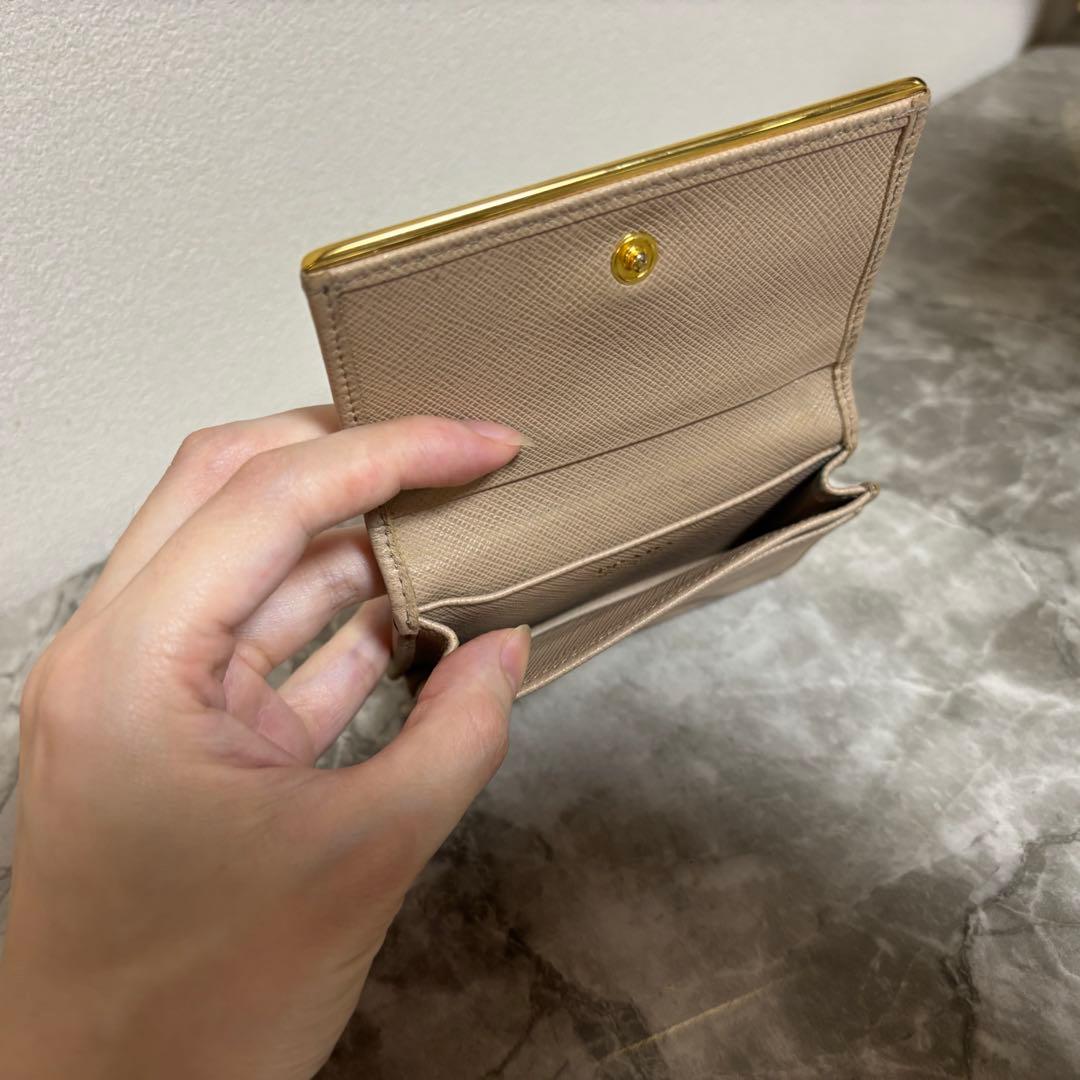 【お値引き】美品 PRADA 名刺入れ ベージュ レザー