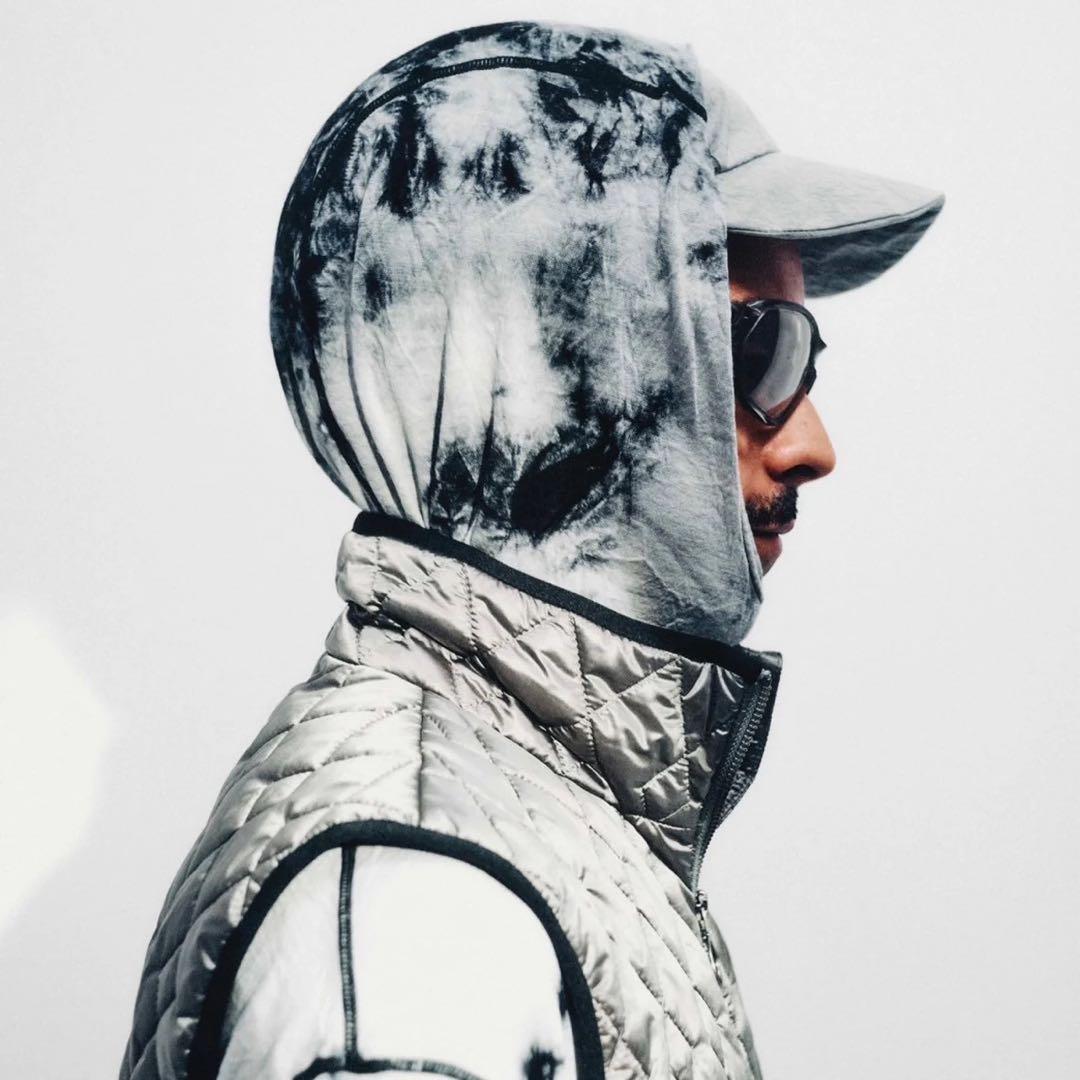 【即完売品】charbon running/S/シルバー/ベスト