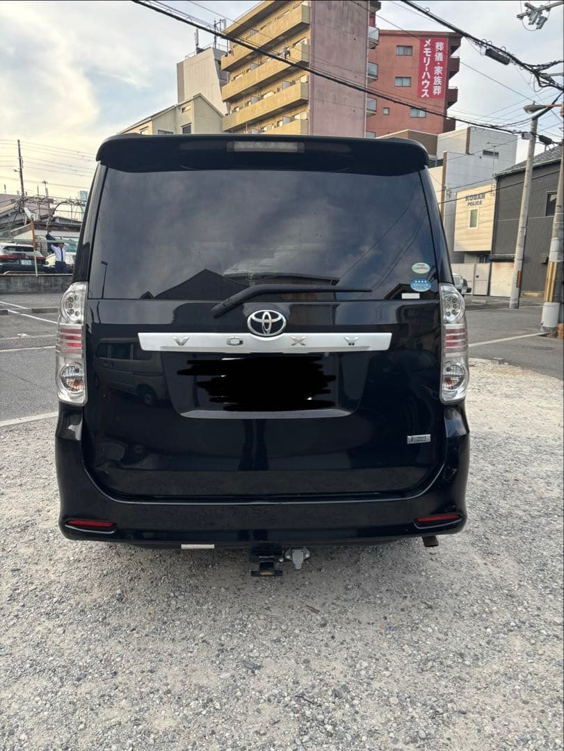トヨタ Voxy 黒 ミニバン 5ドア