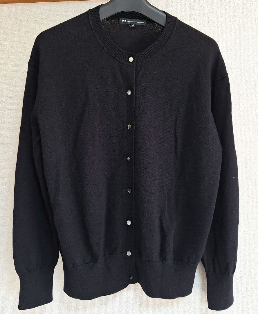 ちゅん様【マガジン掲載】23区 シルクブレンド ニットアンサンブル 40　黒