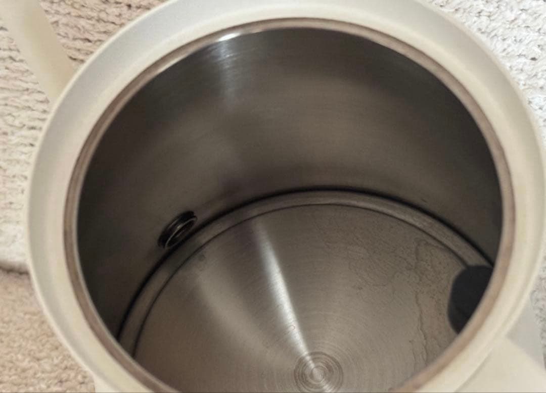 * cheeel *BALMUDA 電気ケトル K02A-WH ホワイト