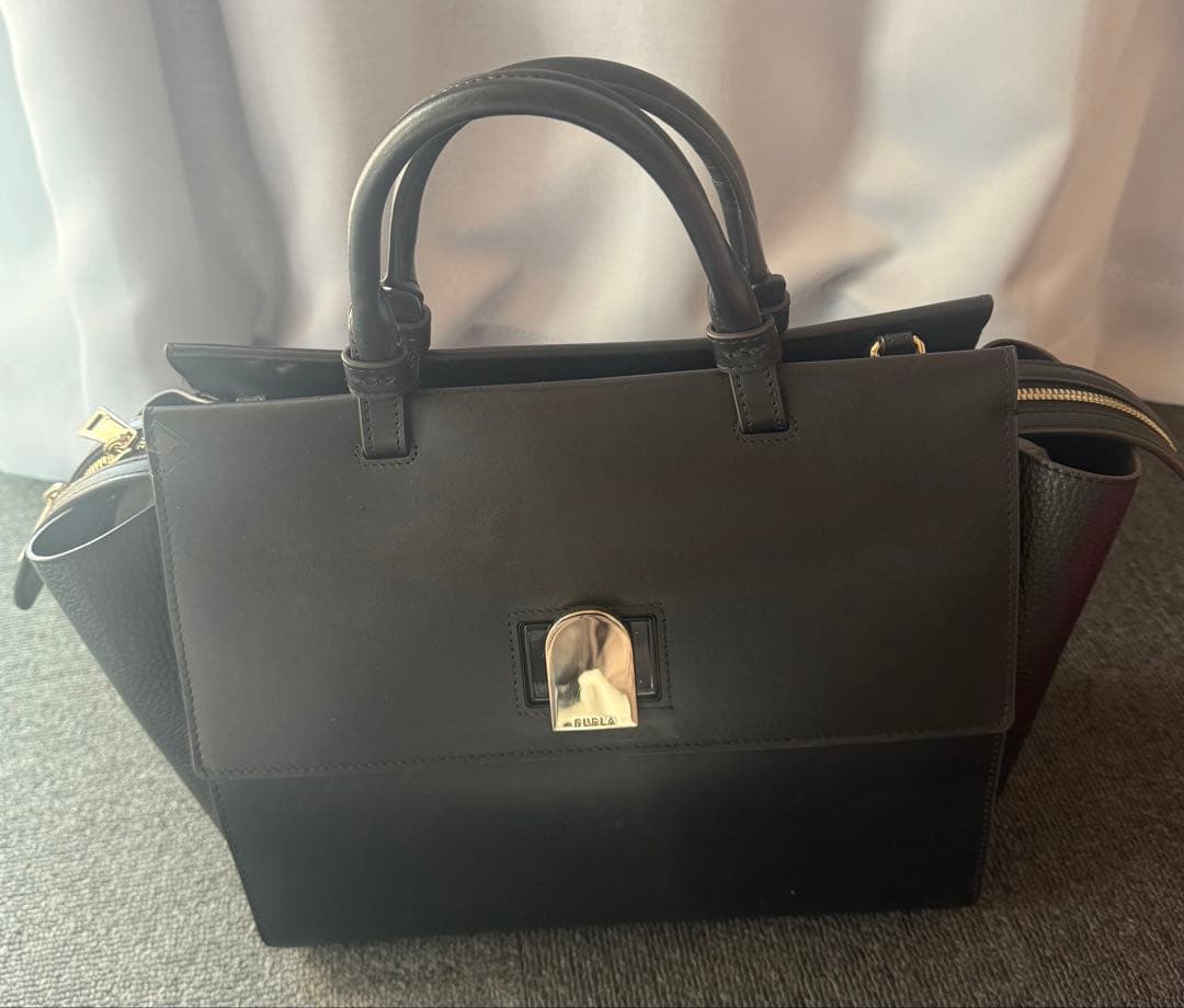 FURLA トートバッグ