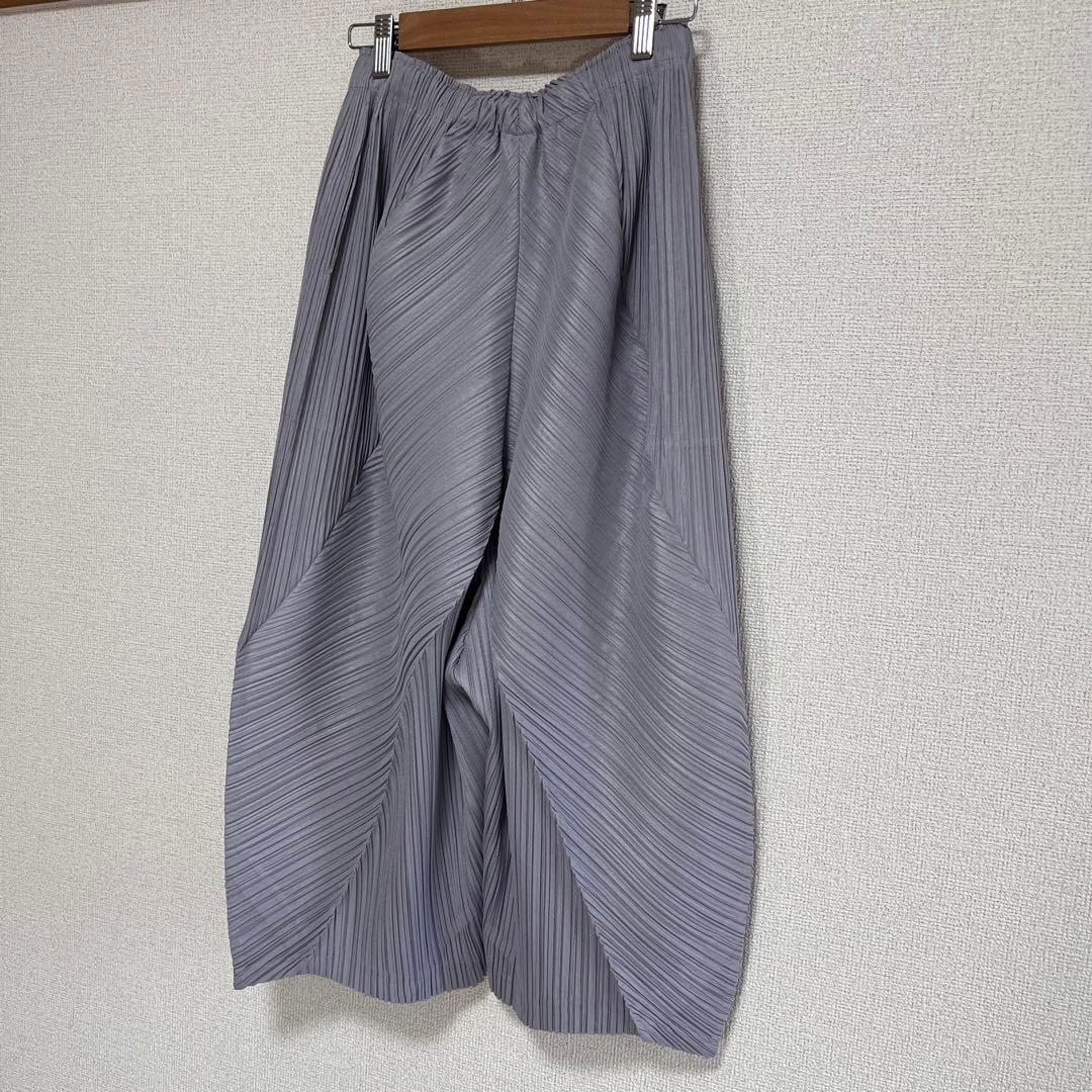 しーちゃん　　イッセイミヤケ　変形　バルーン　ガウチョパンツ