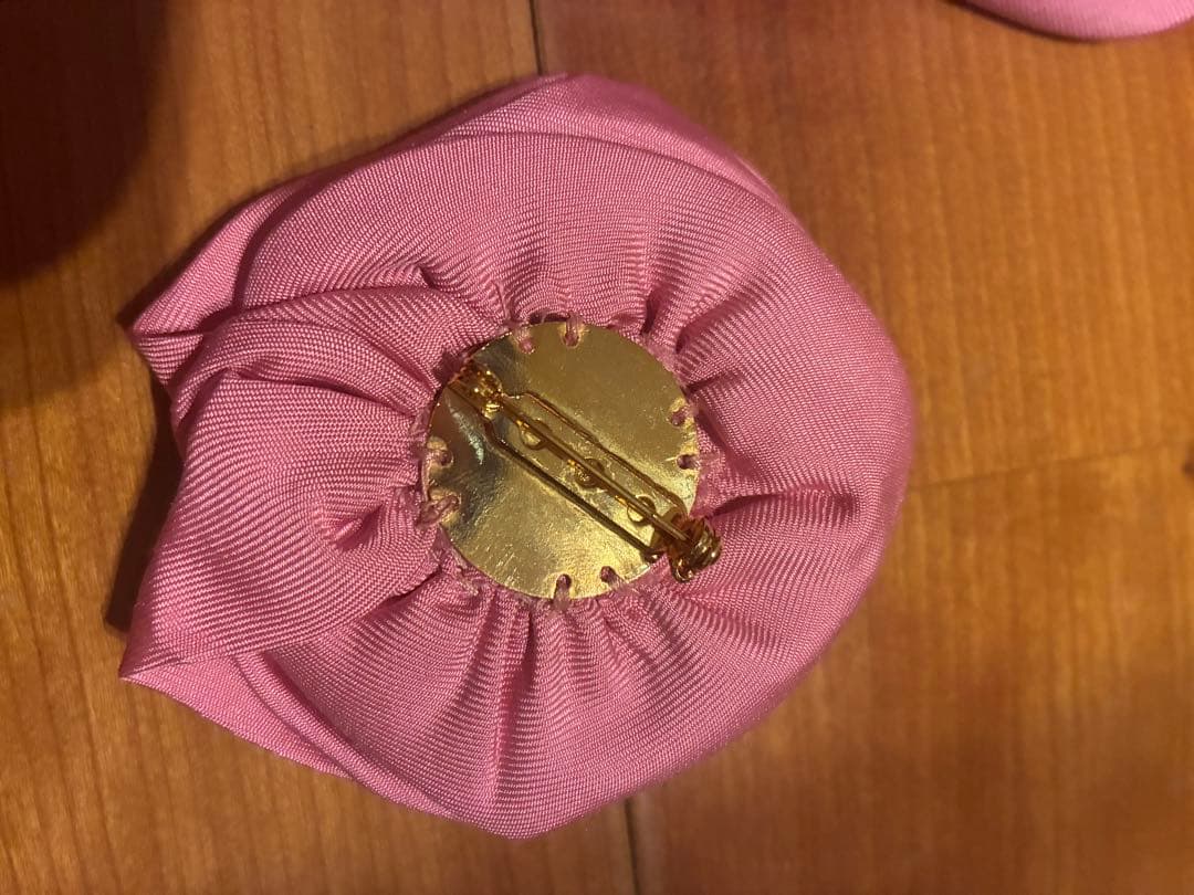 GUCCI ピンク フリル付きシャツ