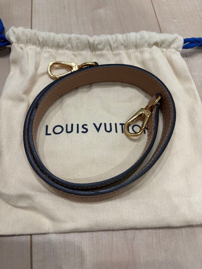 LOUIS VUITTON モンテーニュ