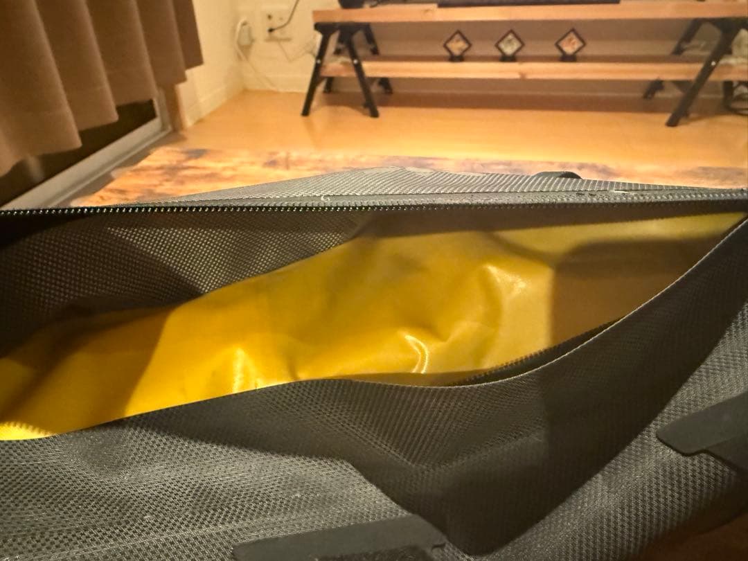 アピデュラ APIDURA EXPEDITION フレームバッグ 4.5L