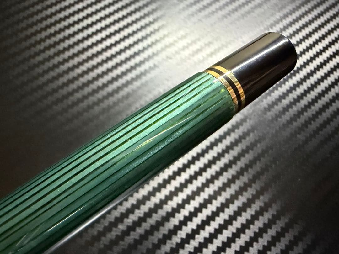 未使用に近い ペリカン PF刻印 スーベレーン M800 緑縞 BB 万年筆