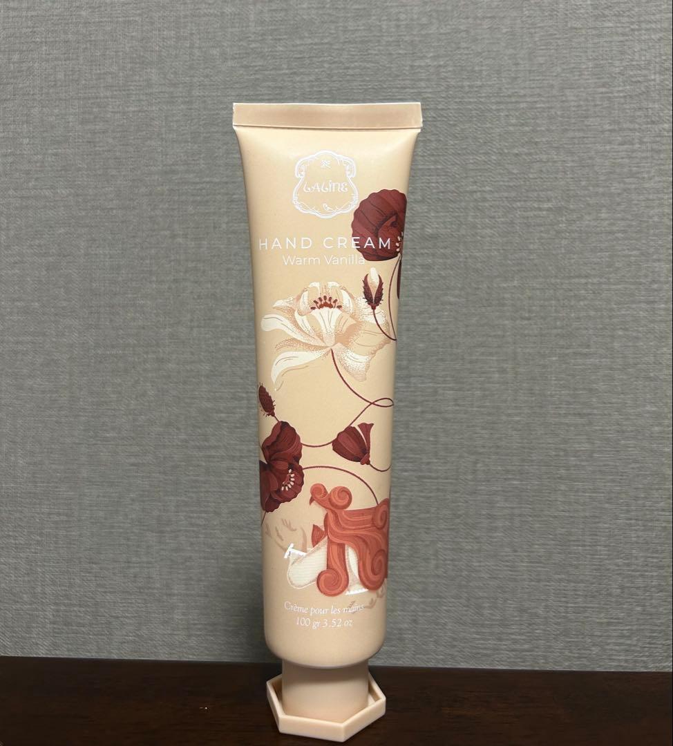 Lalineウォームバニラ ボディクリーム 、ハンドクリーム、ボディオイル