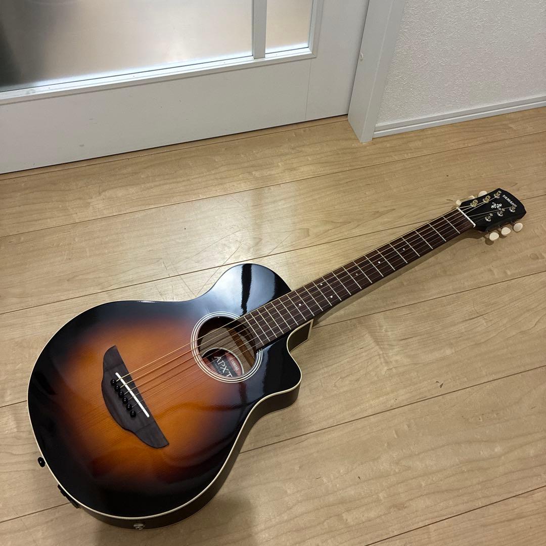 美品　ヤマハAPXT2 (OVS) ミニ・エレクトリックアコースティックギター