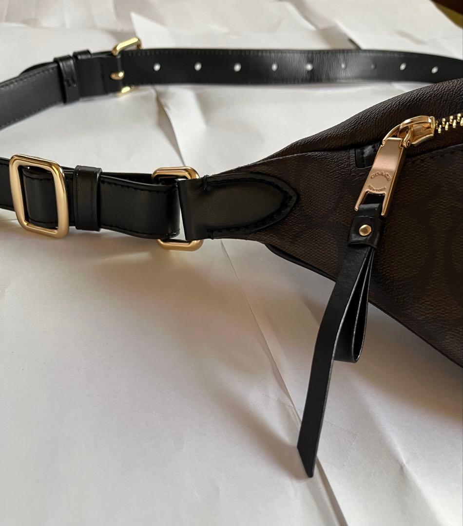 COACH ボディバッグ ブラウン ロゴ