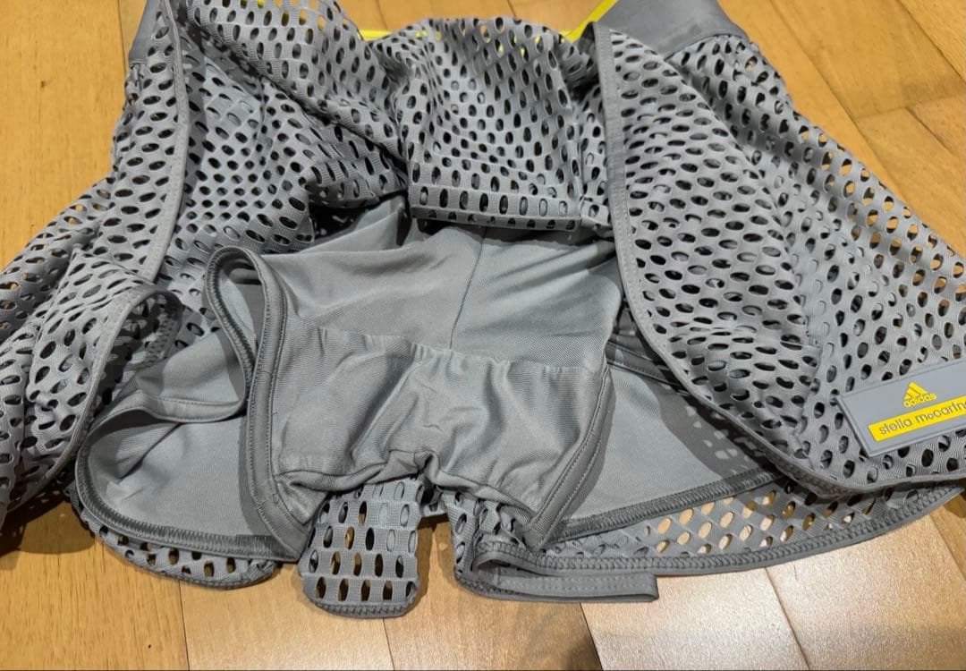 adidasアディダス・ステラ・テニススコート・グレー・S