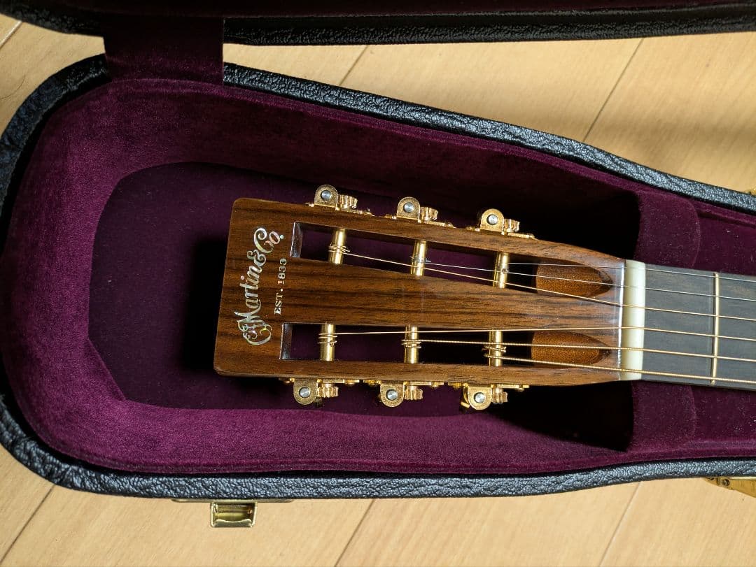 Martin 0012-28 Modern Deluxe 　保証期間内