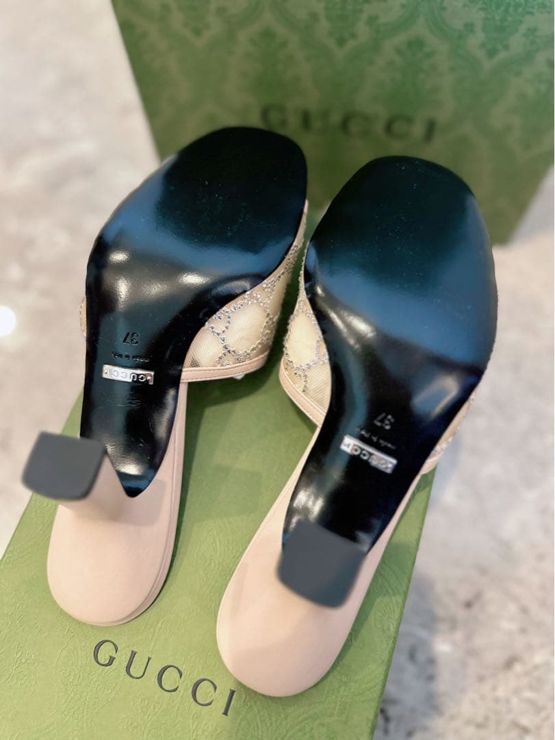 ✨新品✨GUCCIミュールサンダル37✨GGクリスタル✨早いもの勝ち✨翌日発送♡