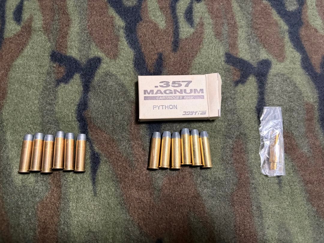 コクサイ モデルガン コルトパイソン 4インチ メガヘビーウェイト 未発火