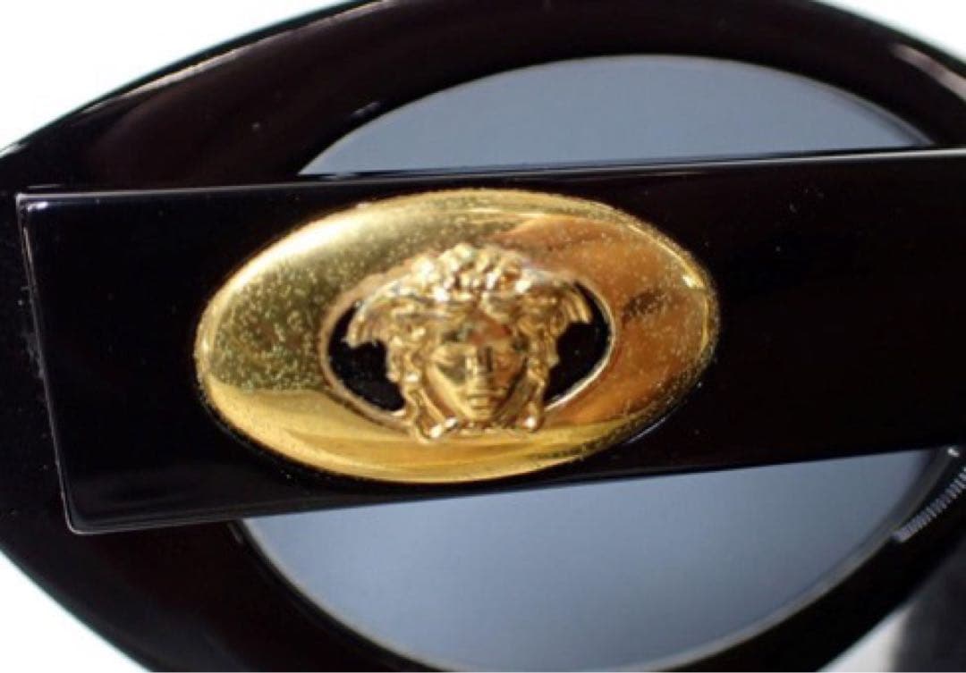 ✨VERSACE✨y2kブラックオーバルサングラス ゴールドロゴ