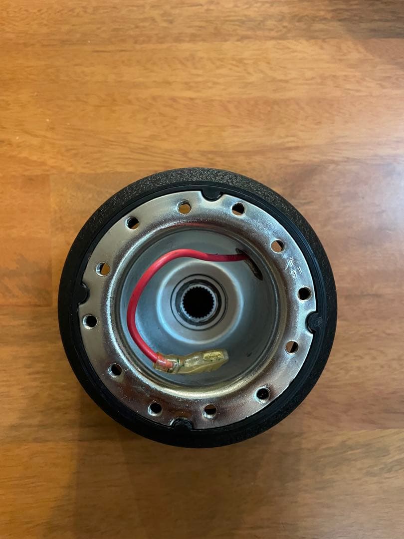 momo RACE ステアリング　メタリックブルー TYP D35 早い者勝ち