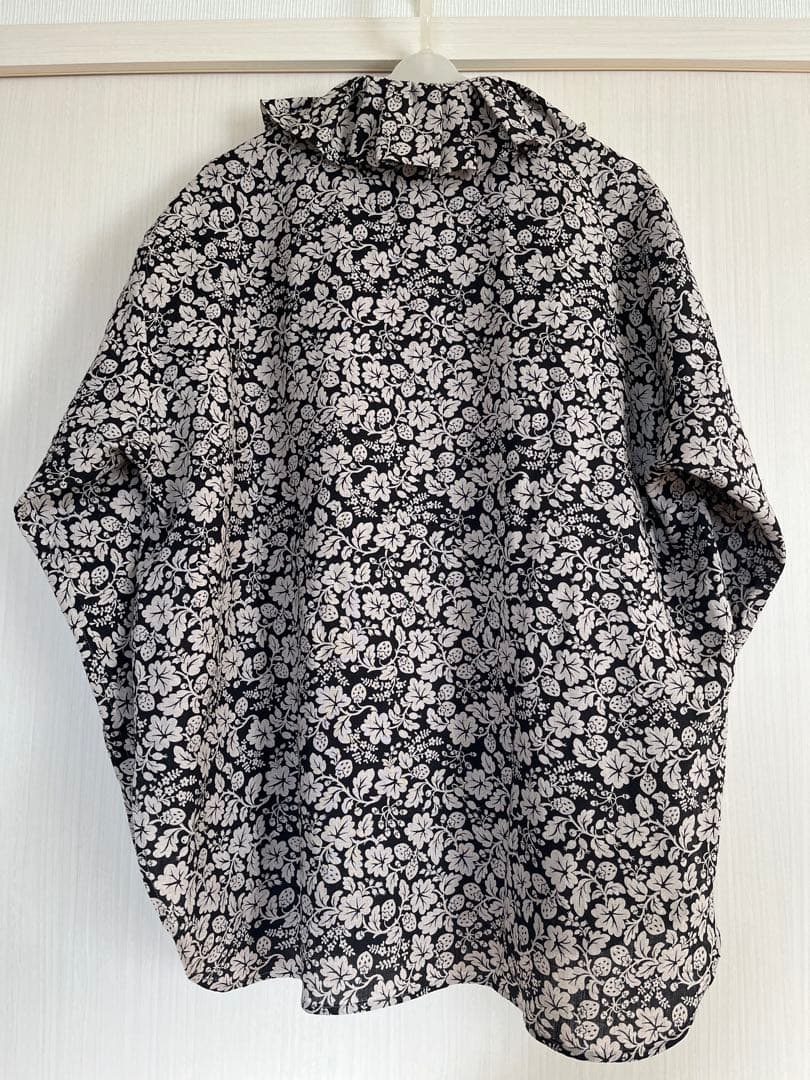 オールドマンズテーラー ワイルドベリー　ラッフルカラーブラウス　新品