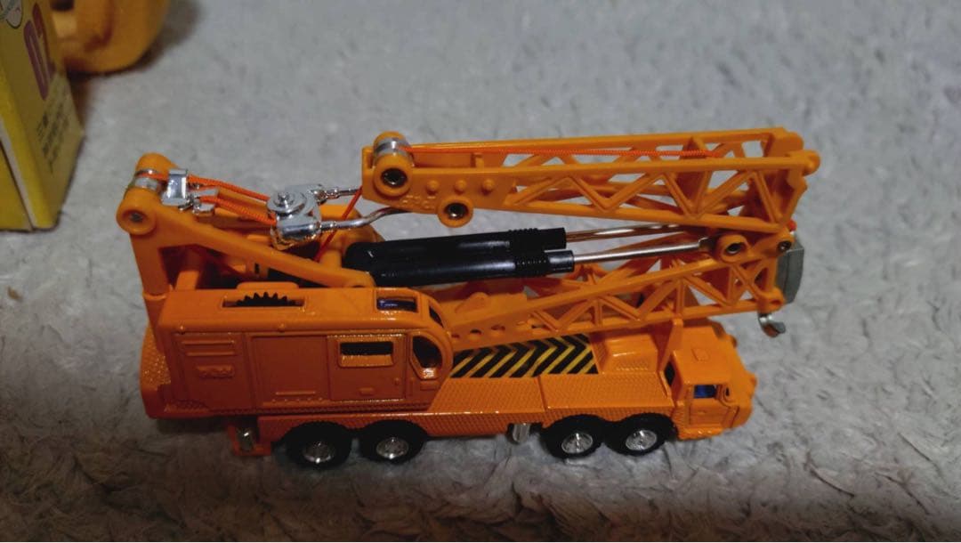 三菱ローボーイ型 神鋼670-TCトラック クレーン