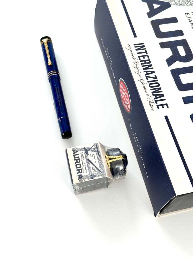 限定レア Aurora アウロラ インテルナツィオナーレ　ブルー　万年筆