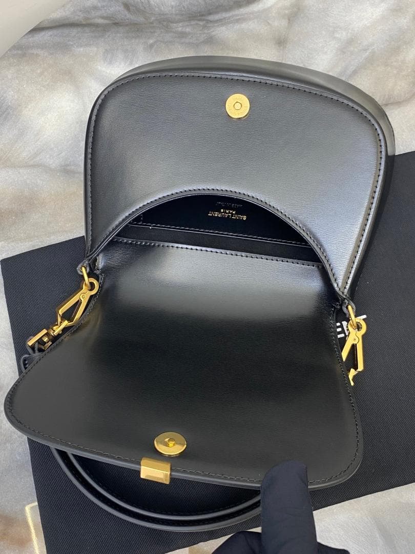 美品 パリ カイア スモール ブラック ショルダーバッグ