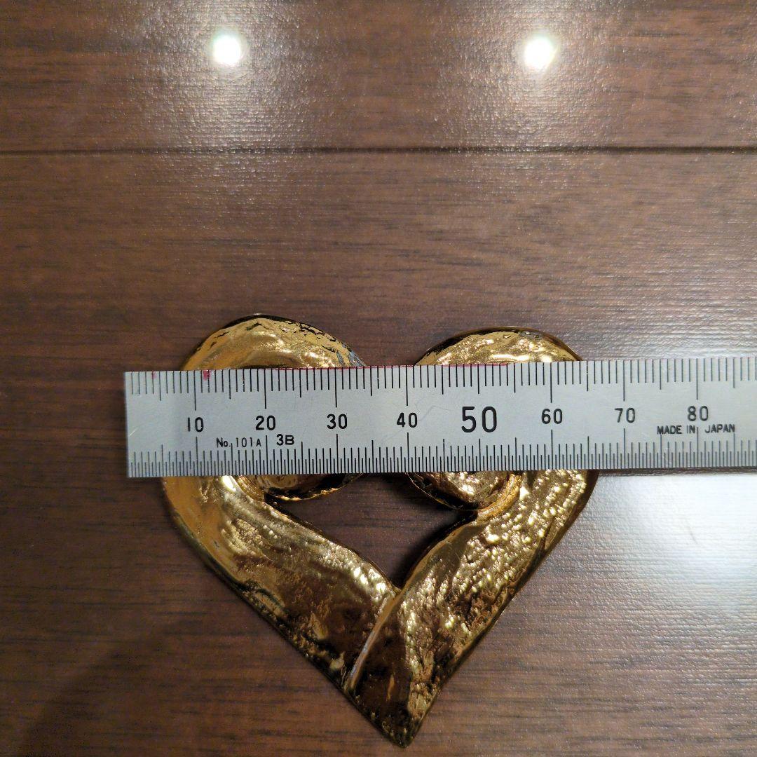 Yves Saint Laurent ハート型ブローチ
