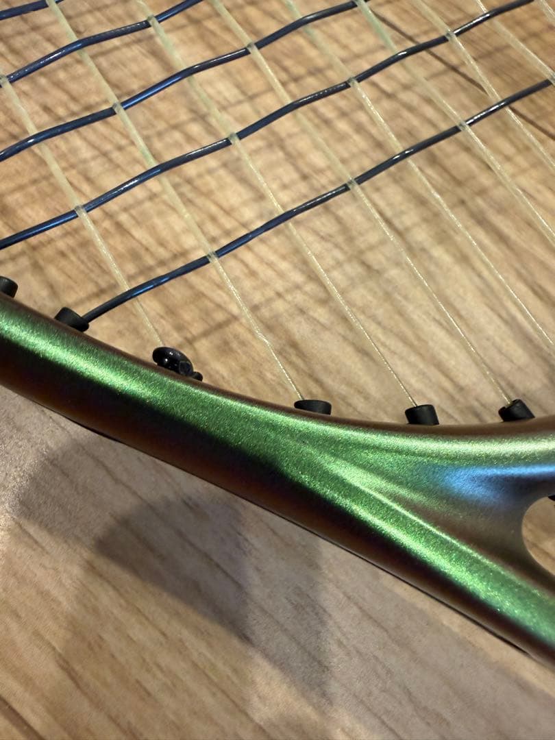 Wilson BLADE v.8 98インチ 16x19 G2